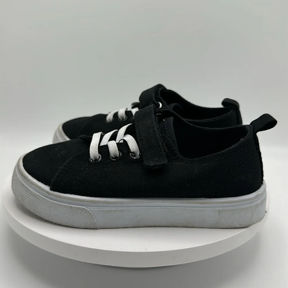 FABKIDS Black Canvas Sneakers, Size 8